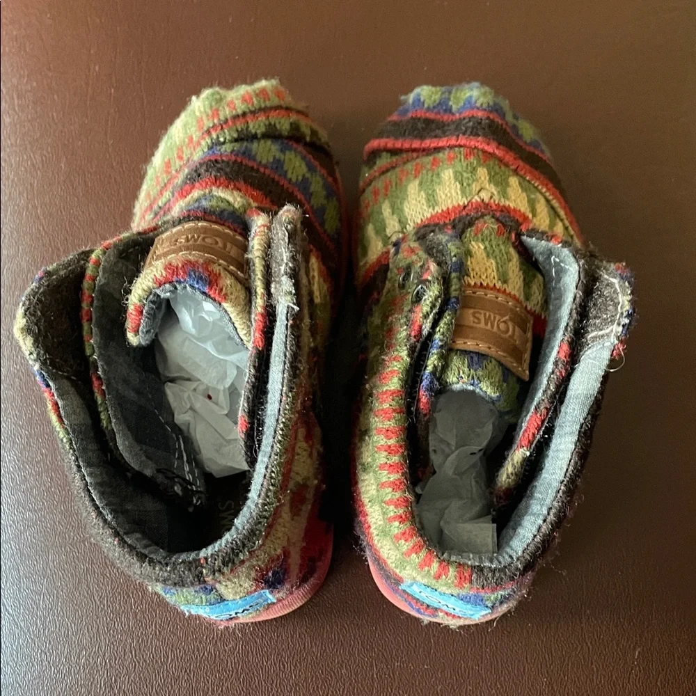 Toms Colorful Patterned Kids Shoes 8